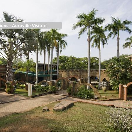Fabhotel Les Boganveillea Auroville Exterior foto